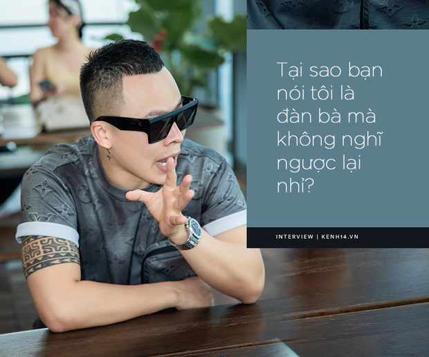 3 tháng sau ồn ào cách ly, Vũ Khắc Tiệp mới lần đầu lên tiếng đáp trả Khắc Việt. Anh cho hay: 