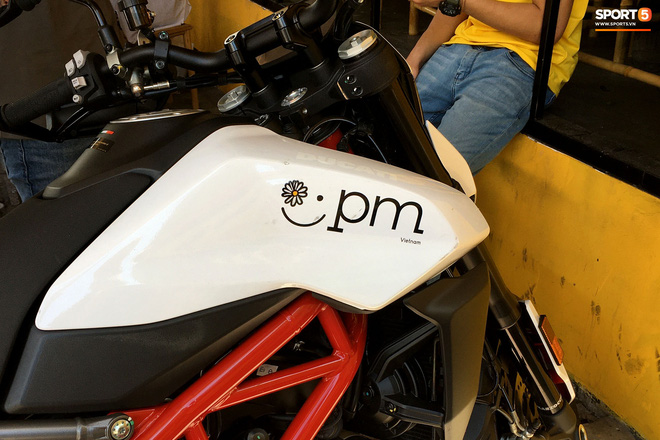 Chiếc mô tô của Công Phượng có 