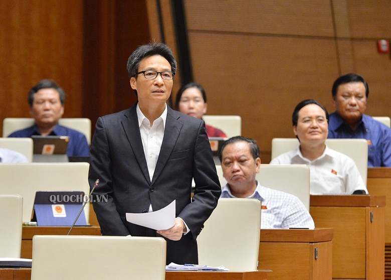 Phó Thủ tướng Vũ Đức Đam phát biểu làm rõ thêm một số việc liên quan đến công tác phòng chống dịch Covid-19.