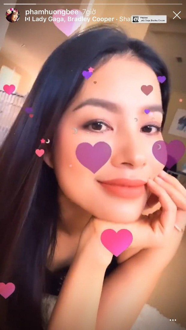 Đây là lần đầu xuất hiện trước công chúng của Phạm Hương sau nhiều tháng liền.