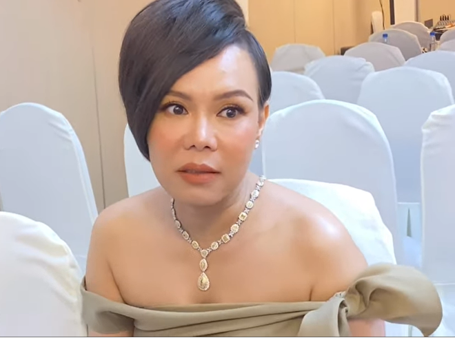 Từ danh hài quá lớn đối với tôi và vô tình buộc tôi lúc nào xuất hiện cũng phải là hài. Tôi không muốn tự đặt mình là danh hài.