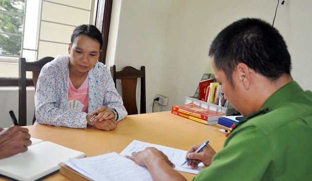 Thời điểm đối tượng Then bị bắt giữ. Ảnh: Văn Tú