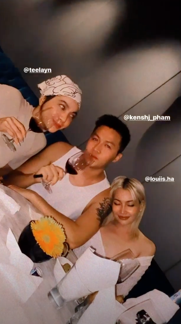 Chi Pu hẹn hò với hội bạn