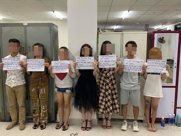 Nhóm dân chơi ở tầng 7 tại cơ quan công an.