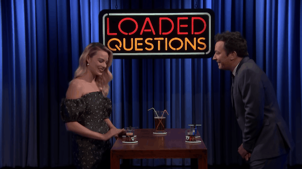 Câu trả lời của Margot không chỉ khiến host Jimmy Fallon mà cả khán giả trường quay cảm thấy tò mò và bất ngờ