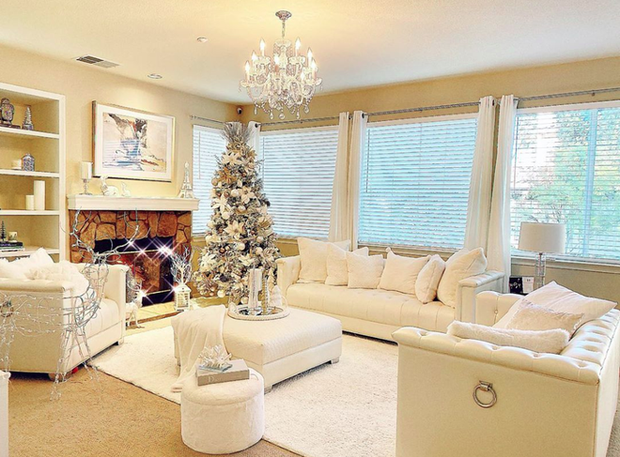 Căn biệt thự sang trọng - nơi Phạm Hương sinh sống tại Mỹ.