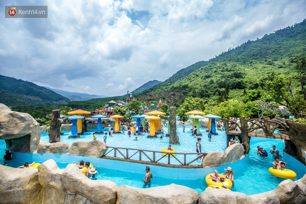 Công viên suối khoáng nóng Núi Thần Tài Đà Nẵng bắt đầu đông khách trở lại sau thời gian đóng cửa phòng dịch Covid-19.