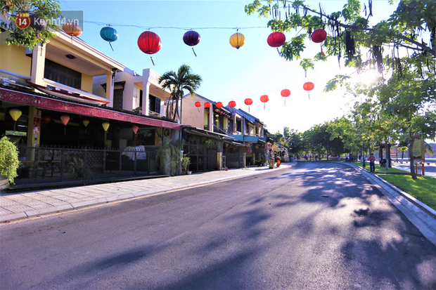 Dù chính thức đón khách trở lại từ 1/6, nhưng hiện lượng khách đến Hội An vẫn khá khiêm tốn.