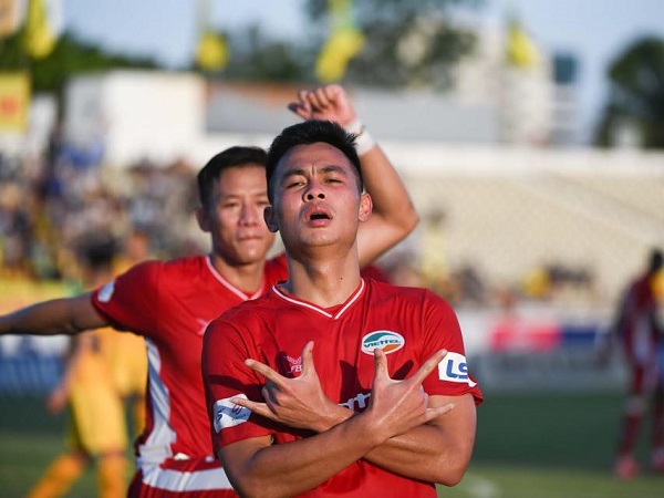 Trực tiếp bóng đá SLNA - Viettel: Bảo toàn cách biệt mong manh (Hết giờ) - 11
