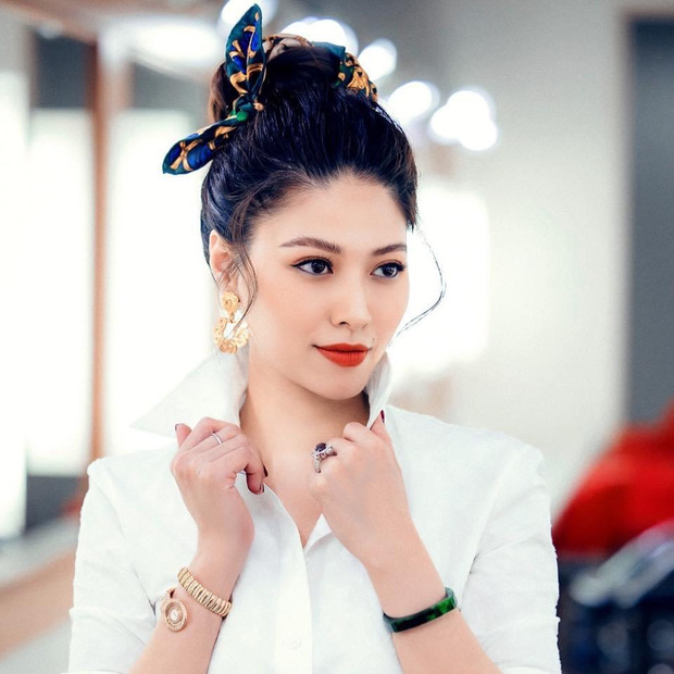 Ngọc Trinh là BTV sành điệu và giàu có nhất nhì VTV