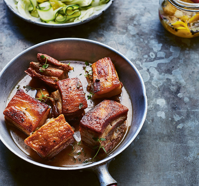 Thực phẩm bị cháy xém tiềm ẩn nguy cơ chứa các chất gây ung thư.