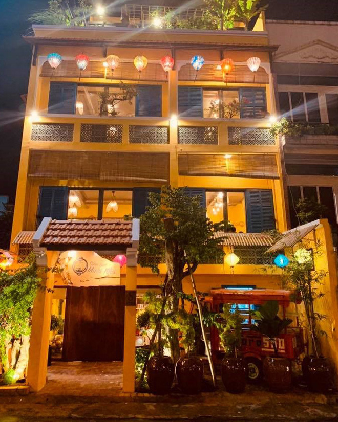 Trường Giang còn sở hữu một chuỗi nhà hàng trải dọc từ TP.HCM cho đến Vũng Tàu.