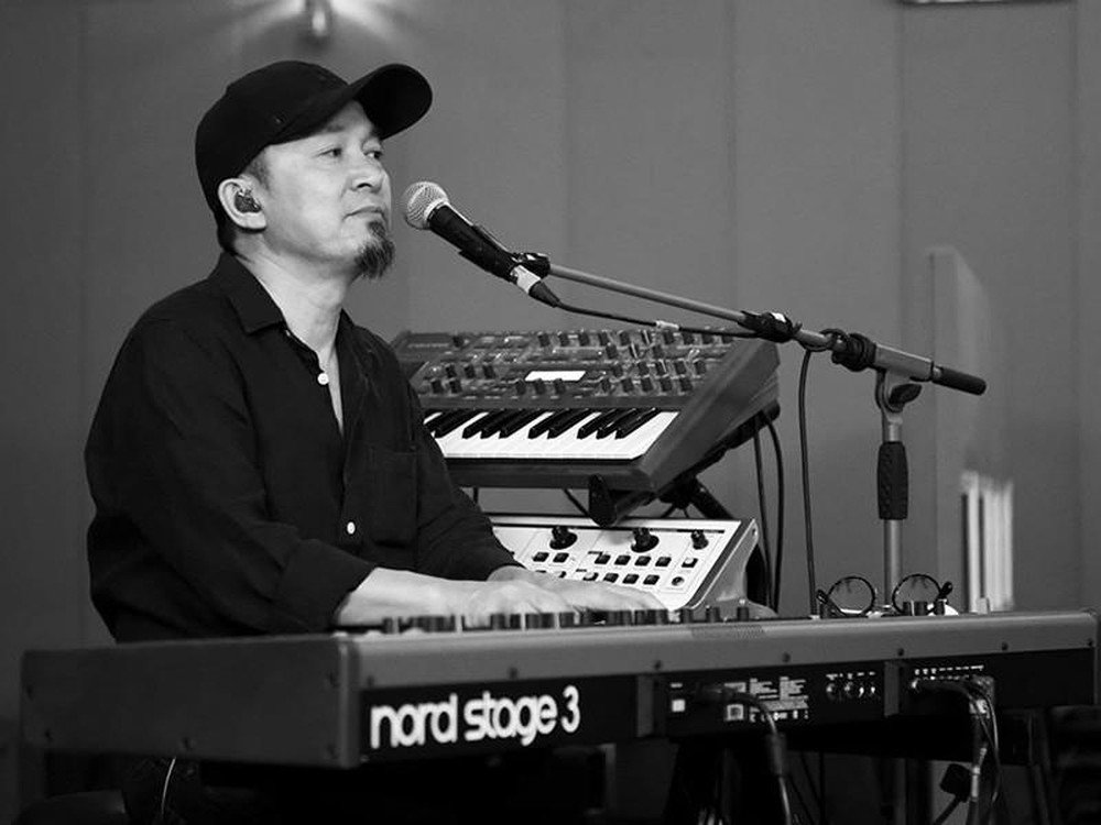 Quốc Trung tìm được hạnh phúc bên người vợ hiện tại, giữ kín đời tư và cống hiến hết mình cho nghệ thuật khi đã có chỗ dựa vững chắc về tinh thần.