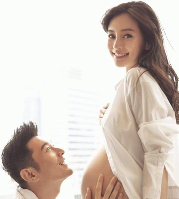 Netizen cho rằng dù trong thời gian mang thai, hành động của Angela Baby vẫn gây tranh cãi vì quá thiếu chuyên nghiệp.