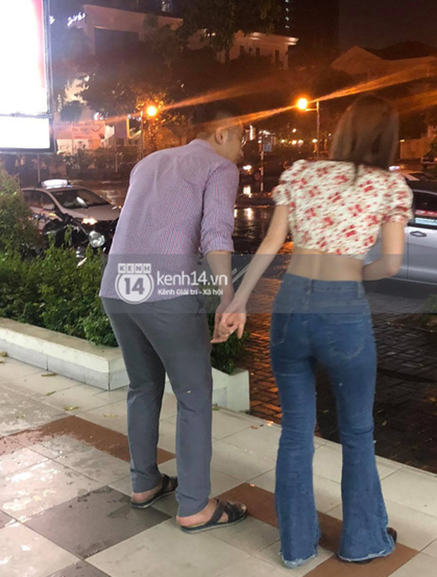 Dù không thấy mặt nhưng liệu bạn có nhận ra mái tóc và vóc dáng này chính là Sun Ht?