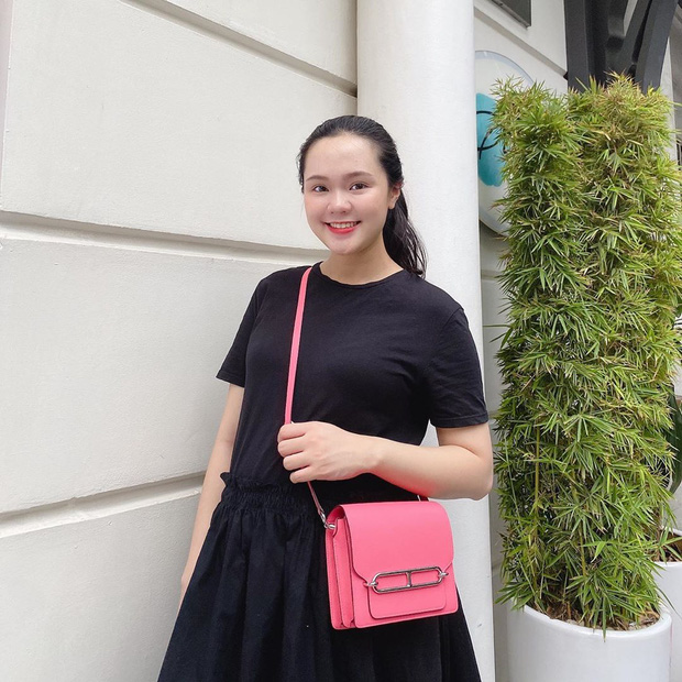 Quỳnh Anh giữ được làn da sáng mịn trong thời kì bầu bí