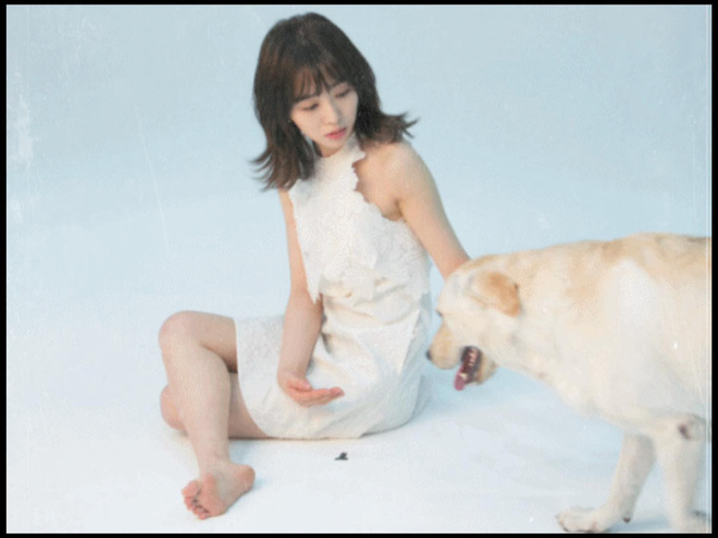 Lần lượt bố, cô em gái thân thiết Sulli, bà và cả cún cưng đều rời bỏ cuộc đời này, rời bỏ Mina.