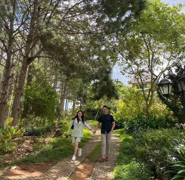 Những khoảnh khắc ngọt ngào hậu công khai hẹn hò của Hương Giang và Matt Liu.