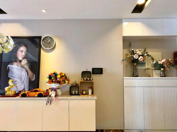 Đàm Thu Trang có căn hộ riêng khang trang.