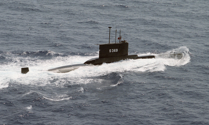 Tàu ngầm Type-209 Thổ Nhĩ Kỳ trong một chuyến ra biển. Ảnh: Wikipedia.