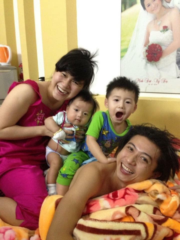 Lâm Vỹ Dạ ăn mặc xề xòa trong thời gian tạm xa Vbiz để chăm con nhỏ.