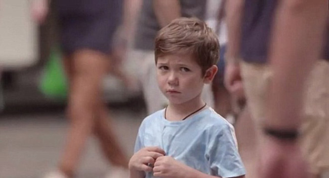 Bố mẹ cần hết sức cẩn trọng trong việc trông nom trẻ nhỏ. (Ảnh minh họa)