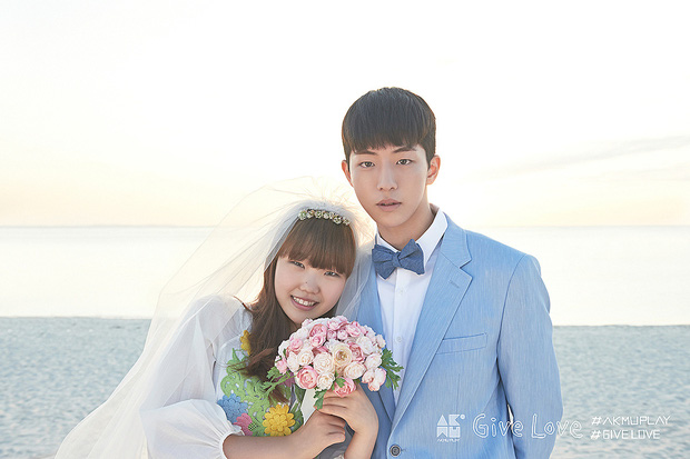 Nam Joo Hyuk được công ty nâng đỡ hết mình. Anh góp mặt trong MV của Akdong Musician khi mới lấn sân diễn xuất...