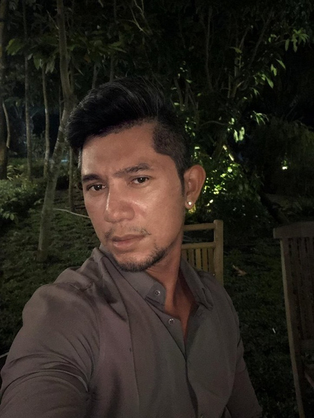 Cư dân mạng cho rằng nam ca sĩ 