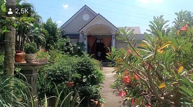 Ngôi nhà bố mẹ Lê Dương Bảo Lâm khá khang trang và rộng rãi