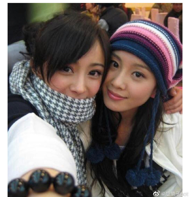 Cặp chị em này khiến netizen 