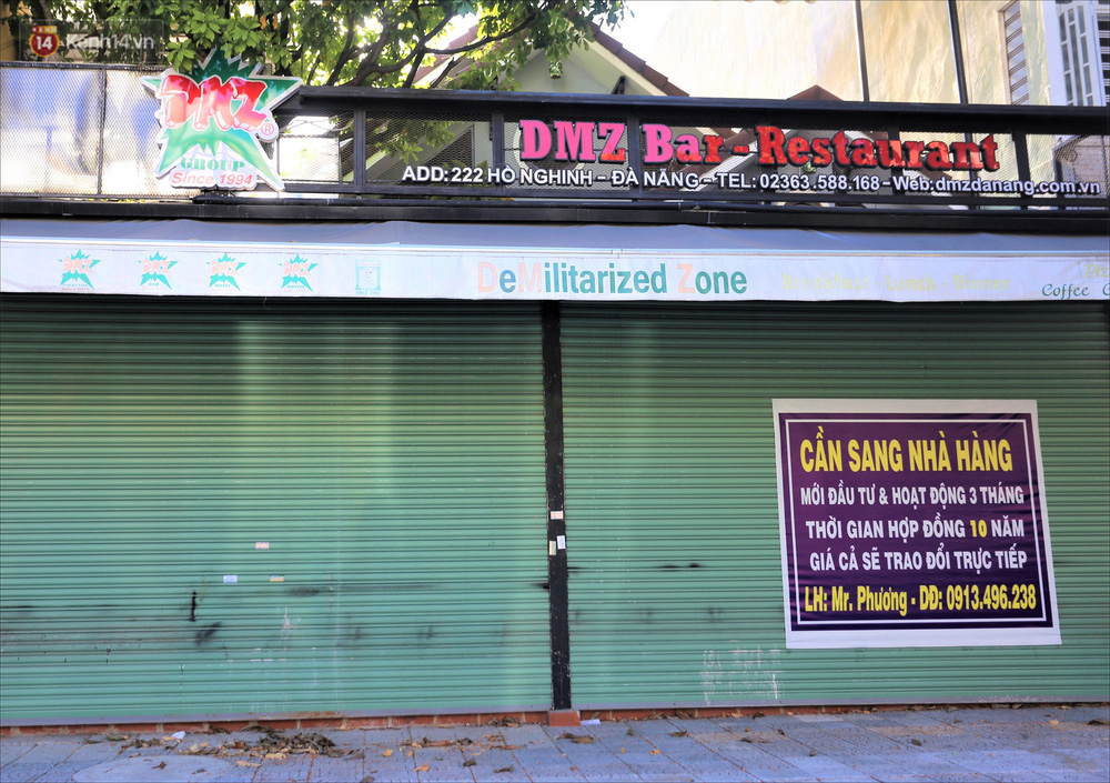 Trước đó, do tình hình dịch Covid-19 diễn biến phức tạp, nhiều hàng quán đã buộc phải đóng cửa trả lại mặt bằng kinh doanh hoặc sang nhượng lại.