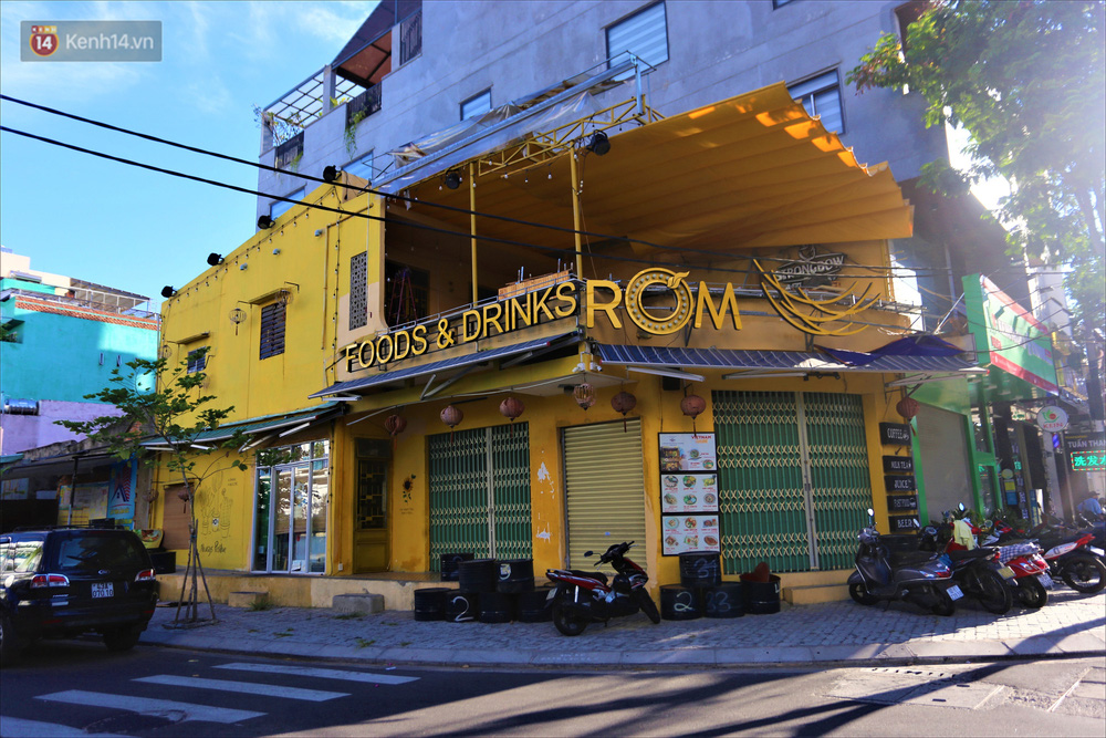 Doanh thu giảm sút khiến các chủ cửa hàng 