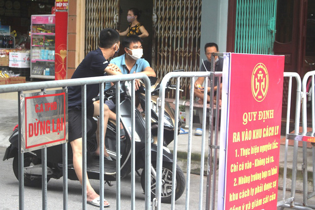 Khu vực cách ly y tế tại phố Nguyễn Chí Thanh sẽ được dỡ bỏ vào 0h đêm nay 14/9. Ảnh: Đ.Tùy