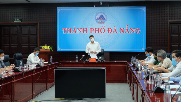 Chiều 17/9, Phó Chủ tịch UBND TP Đà Nẵng Hồ Kỳ Minh yêu cầu khẩn trương di dời 72.000 người dân tại các khu vực nguy hiểm trước khi bão đổ bộ.