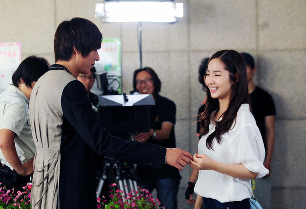 Lee Min Ho và Park Min Young nảy sinh tình cảm khi tham gia City Hunter