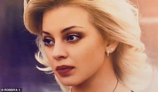 Chân dung nữ vũ công xinh đẹp Olga Demina.