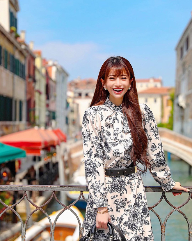 Thường xuyên du lịch khắp mọi nơi trên thế giới