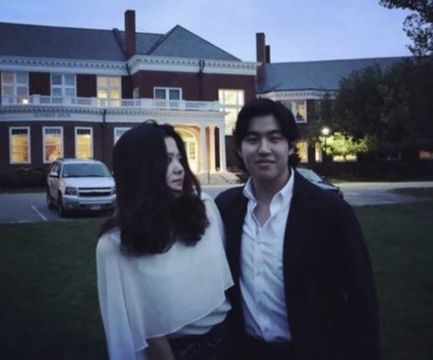 Hai con của Go Hyun Jung khi đã trưởng thành