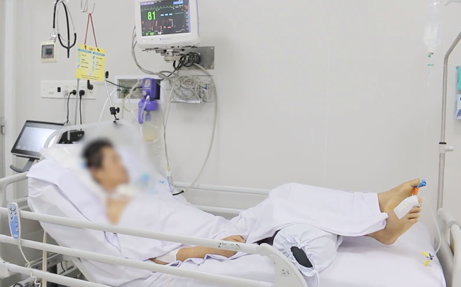 Ông N.N.D. (54 tuổi, ngụ Vũng Tàu) là bệnh nhân thứ 6 ngộ độc botulinum liên quan đến Pate Minh Chay điều trị tại BV Chợ Rẫy.