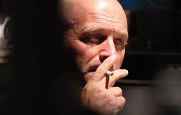 Chân dung Daniel Lutz trong một buổi phỏng vấn