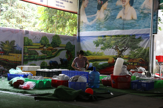 Bên trong nhà hàng sau sự cố bị 