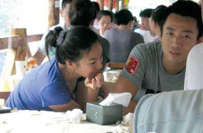 Hình ảnh cặp đôi thuở mặn nồng