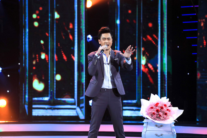 Hiện tại, Tùng Lâm khá đắt show với thu nhập ổn định. Anh đã mua được nhà, được xe... chỉ thiếu một người vợ, một người hiểu anh và đồng cảm với anh trên đường đời và đường nghề dài thật dài phía trước.