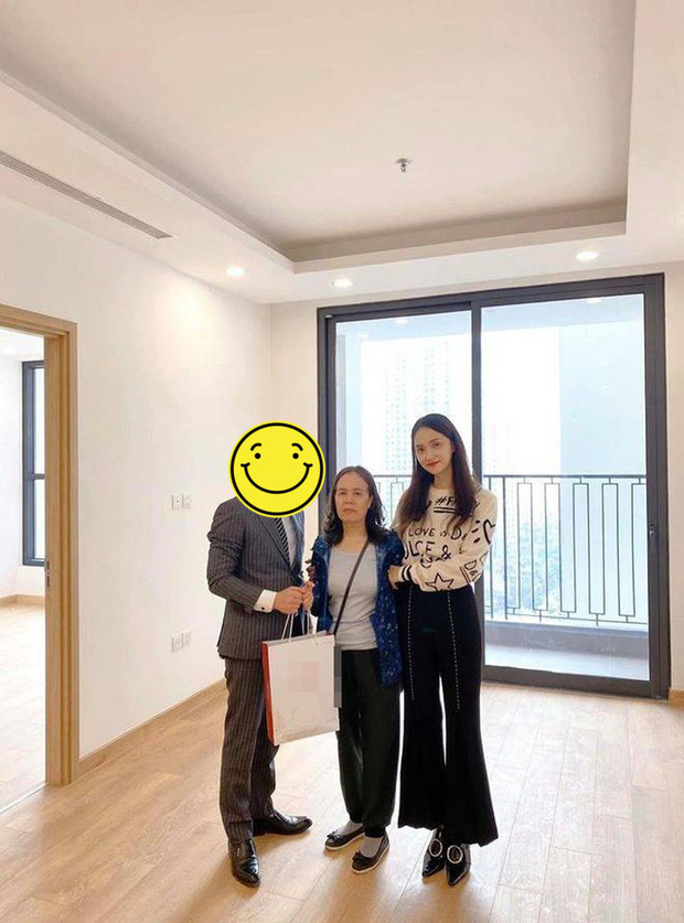 Hương Giang tặng mẹ căn hộ chung cư cao cấp