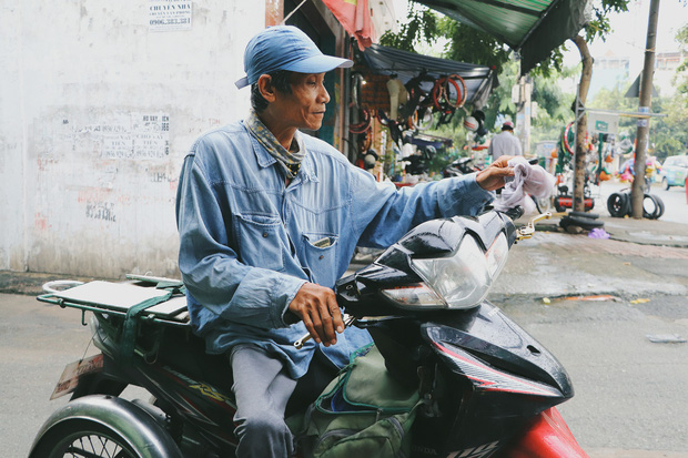 Công việc shipper đã gắn liền với chú Long suốt 6 năm nay