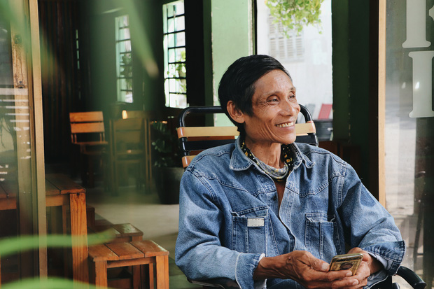 Nụ cười hiền hậu của chú Long dù cho phía trước vẫn còn bộn bề vất vả, khó khăn...