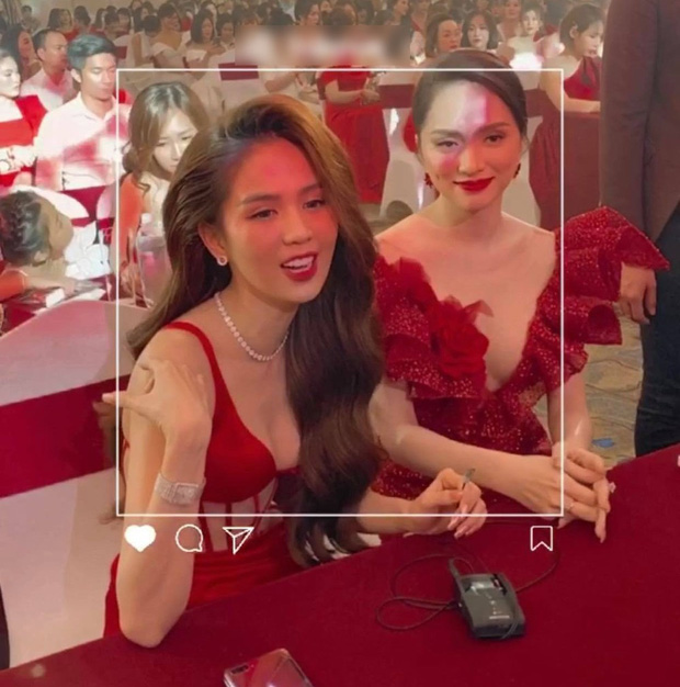 ... tuyệt nhiên không nhắc gì đến Hương Giang