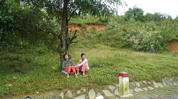 Không ít lần mẹ chiến sĩ Lê Tuấn Anh ngất xỉu