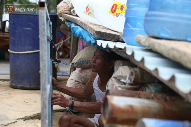 Theo ông Diễn, trước đây ông đã đào hầm tránh bão rất an toàn, không có chuyện gì xảy ra
