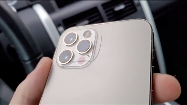 Apple Store đã thông báo sẽ sửa chữa miễn phí đối với sự cố này